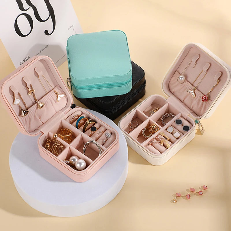🌸 GlamBox™ – Mini Jewelry Travel Storage Case
