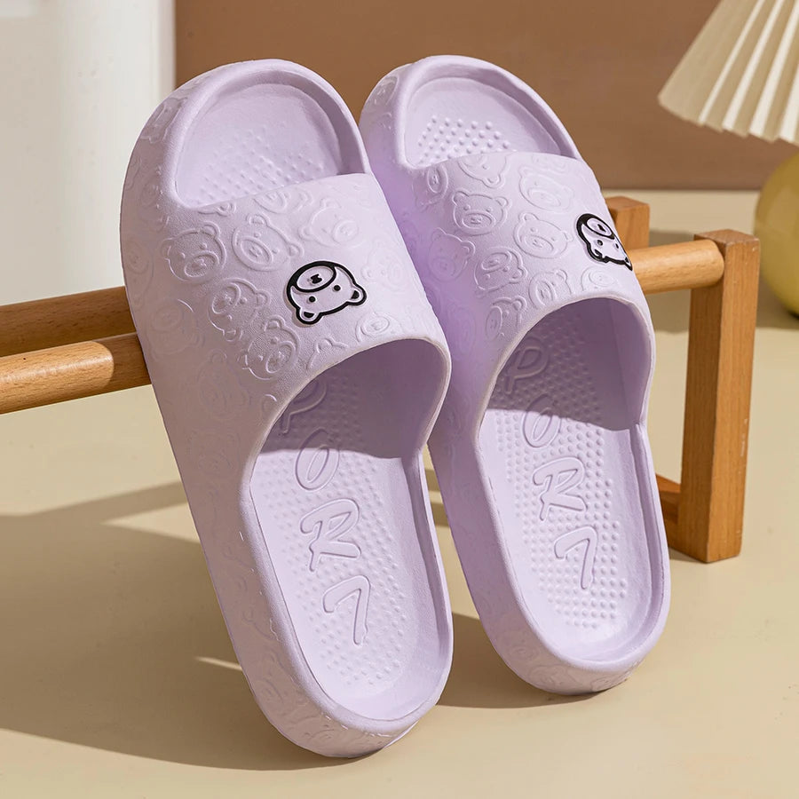 🐻 BearHug™ – Unisex Non-Slip Soft Indoor Slippers