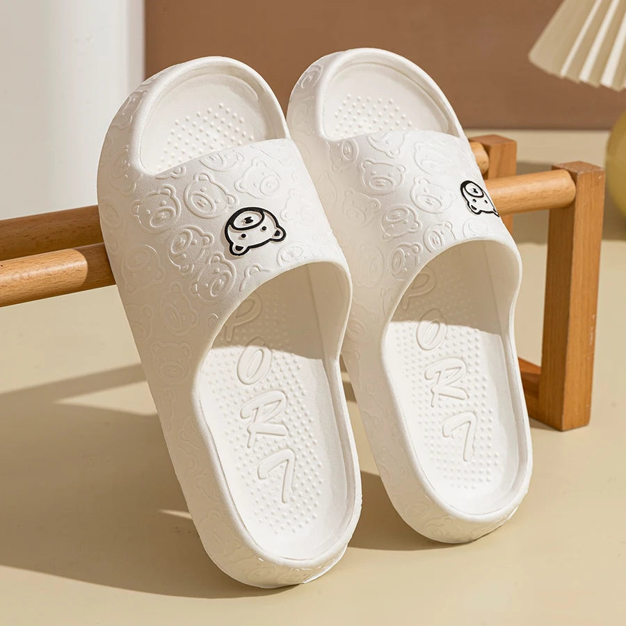 🐻 BearHug™ – Unisex Non-Slip Soft Indoor Slippers