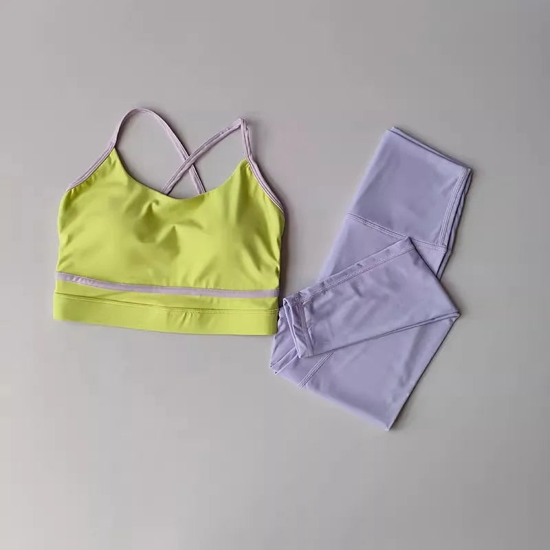 2-Piece Women's Yoga Set – Sports Bra & High-Waist Leggings